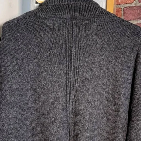 H&M Dark Grey Long sleeve Turtleneck Sweater Size Medium - Picture 3 of 8